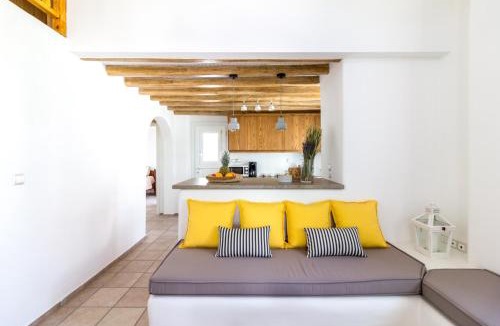 Ornos House | Pineapple House Mykonos