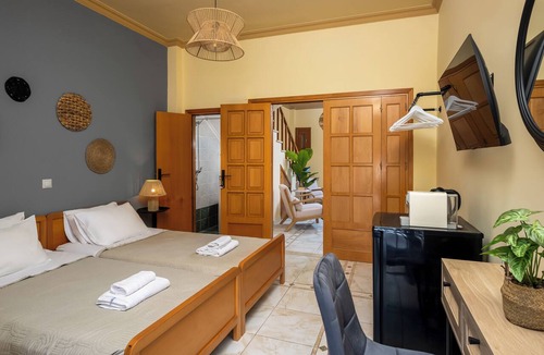 Symi House | Pinotsi Room 5 -2 single