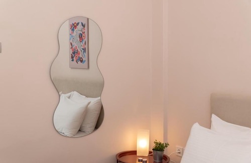 Pasalimani Apartment | Piraeus Pasalimani Veranda for up to 6, near metro