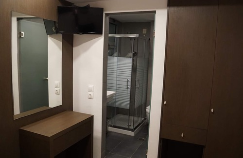 Piraeus Hotel | Piraeus Port Hotel
