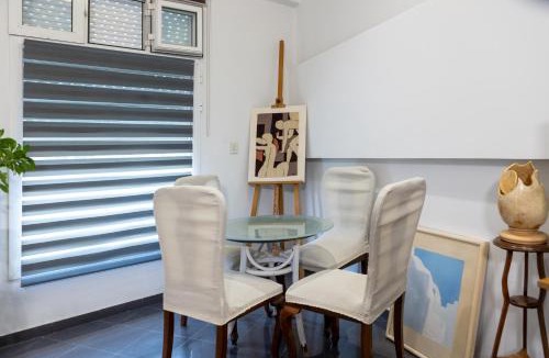 Agioi Anargyroi-Kamatero Apartment | Pisistratos Cozy Apartment