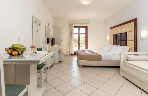 Maragas Hotel | Plaka II