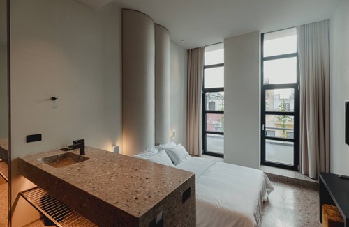 Gazi Hotel | PlexiSpace