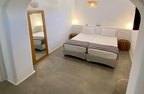 Plaka Apartment | Ploes Seaside Houses - Superior 2 Bedroom Maisonette