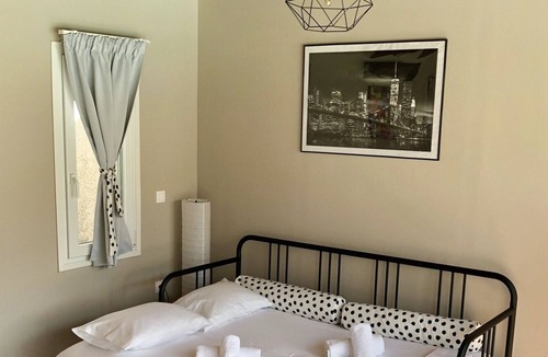 Korithion House | pool house 3 km from Corinth-Loutraki