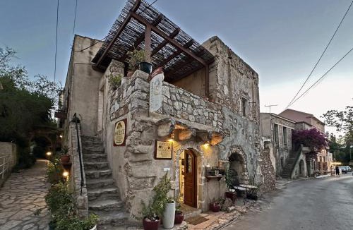 Milopotamos Apartment | Porfyrousa Traditional Hotel