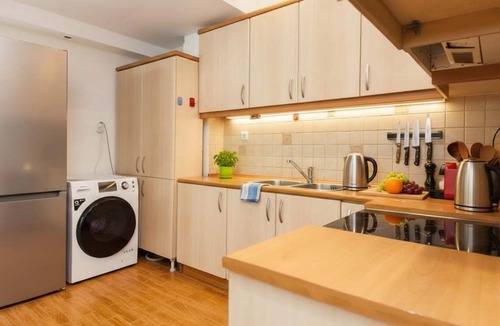 Pasalimani Apartment | Premium 2 Bd House near Marina Zeas