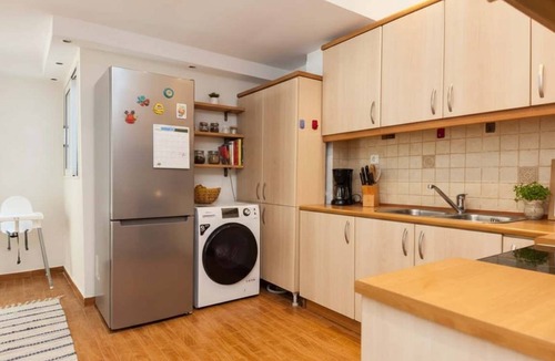 Pasalimani Apartment | Premium 2 Bd House near Marina Zeas