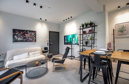 Spata-Artemida Apartment | Premium 2BR 2Bath Apt | Airport, Expo, Leisure | Wi-Fi, Garden| 24/7 Smart Lock