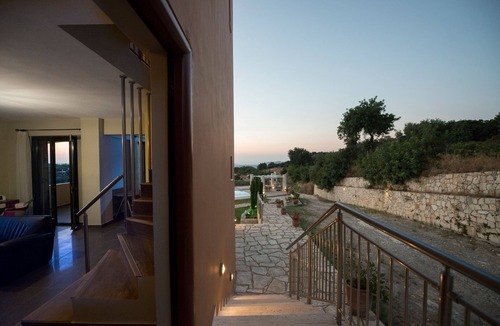 Keramota Villa | Private Cretan hilltop retreat experience!