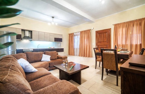 Tsilivi Villa | Private pool villa with water massage pool and sea view roof garden