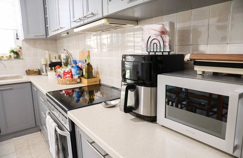 Pyrgos Apartment | Pyrgos Central Gem near Ancient Olympia & the coast