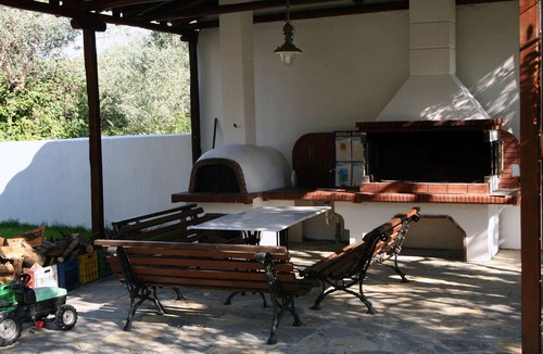 Lefokastron Apartment | Quiet Beachside Spacious Bungalows + Amazing Seaview + Pool
