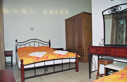 Lefokastron Apartment | Quiet Beachside Spacious Bungalows + Amazing Seaview + Pool