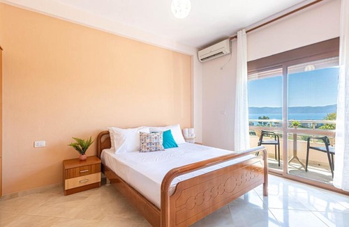 Radhime Apartment | Radhima Res 10 - Double Room, Sea View