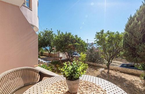 Radhime Apartment | Radhima Res 2 - Double Room, Sea View