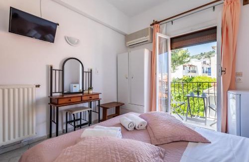 Skopelos Town Hotel | Regina Hotel