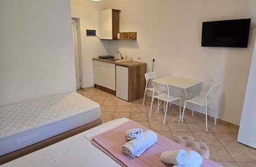 Qazim Pali Hotel | Rei Hotel