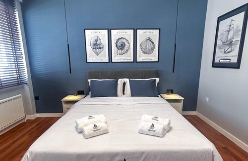 Thessaloniki City Centre Apartment | Remezzo 18 Spacious 2BR Apartment in City Center Quiet Stay Full Amenities