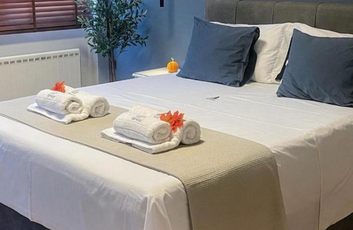 Thessaloniki City Centre Apartment | Remezzo 18 Spacious 2BR Apartment in City Center Quiet Stay Full Amenities