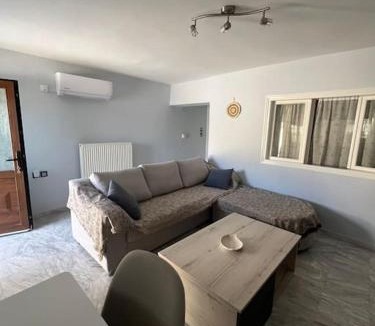 Vathi Apartment | Renovated Guest House