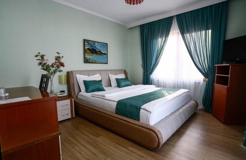 Mjull-Bathore Resort | Resort Eklips