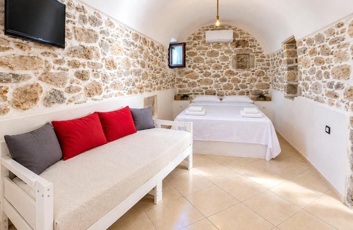 East Mani Apartment | Rigas stone tower east Mani 3