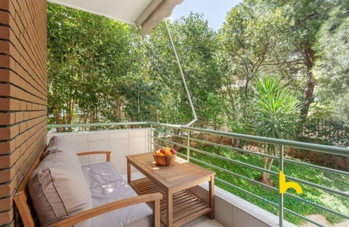 Vari-Voula-Vouliagmeni Apartment | Riviera Haven - Serene Sunny Retreat Near Seaside!