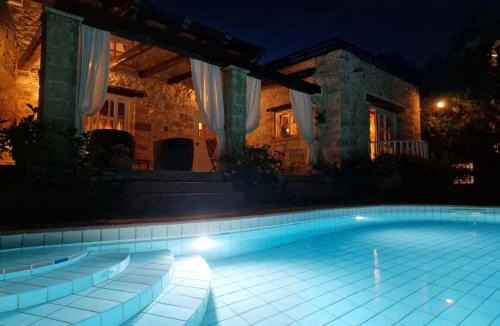 Platanias Town Villa | Rock House's Villa Melody