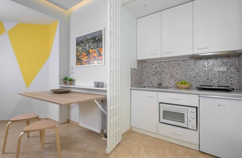 Petaloudes Apartment | Rodini Anassa | Artemis, Apartment