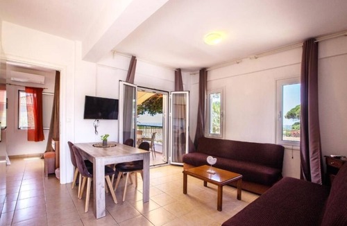 Agrilos Villa | Romanos Beach Villas : Holiday Home - Beach Front
