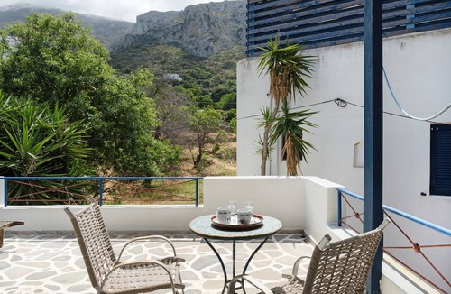 Aegiali Apartment | Room 10 at Pagali Hotel in Amorgos