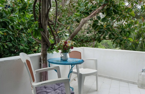 Aegiali Apartment | Room 2 at Pagali Hotel with Garden View