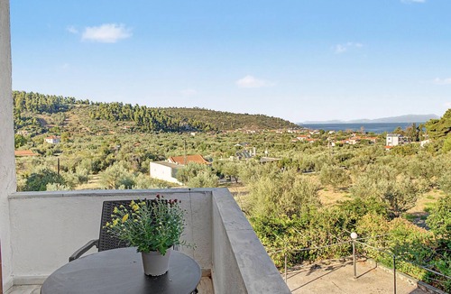 Psaropouli Apartment | Room 'Orama 19' with Sea View, Wi-Fi and Air Conditioning