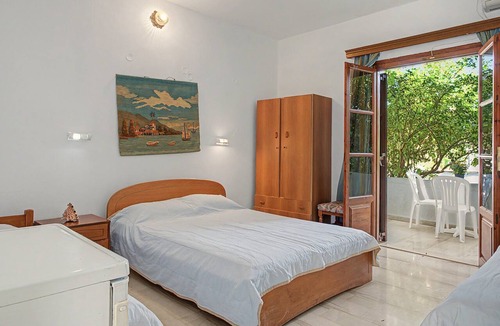 Chalkidiki Region Apartment | Room 'Orama 24' with Sea View, Wi-Fi and Air Conditioning