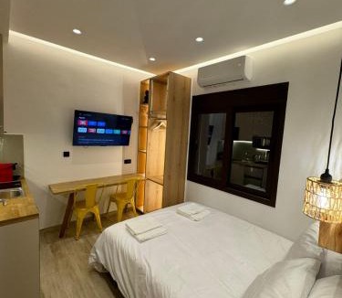 Patras Apartment | Roro Center Suites