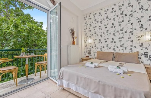 Platia Viktorias Hotel | Salver Stays Athens Hotel