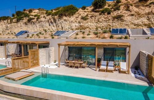 Frangokastellon Apartment | Salvia Luxury Collection Suites