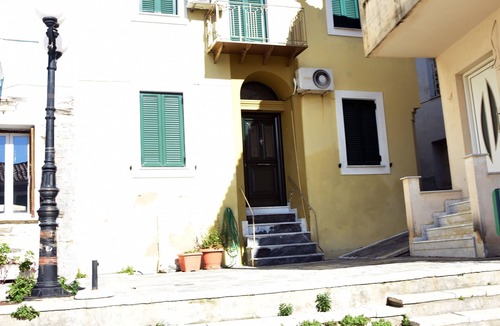 Pythagorio House | Samos Old Village House – 3 BR Maisonette by MPS