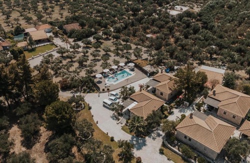 Pantokratoras Villa | San Antonio Villas