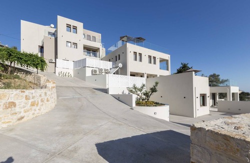 Rethymno Villa | Santa Irini Villas - With 3 Heated Pools