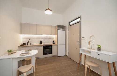 Aigaleo Apartment | Santa Marina - Comfortable & Cozy House in Egaleo-Athens