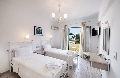 Agios Nikitas Hotel | Santa Marina