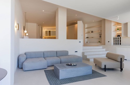 Finikia Hotel | Santopaz Suites