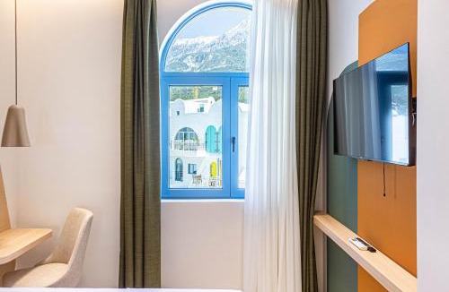 Dhermi Apartment | Santorini Luxury Room 2 - Beach Access, Parking and more