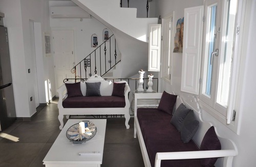 Kamari Cottage | Santoxenia Luxury Villa | Private Pool, Jacuzzi & Sea View