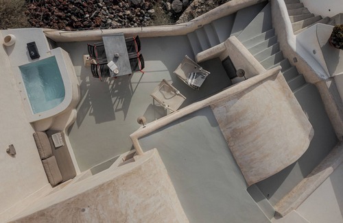 Oia Villa | Satori Caves by Thireon