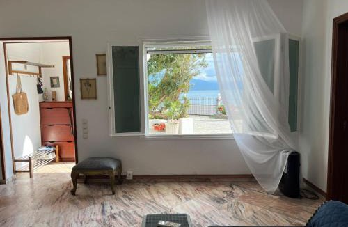 Oropos House | Sea front house & garden, Oropos