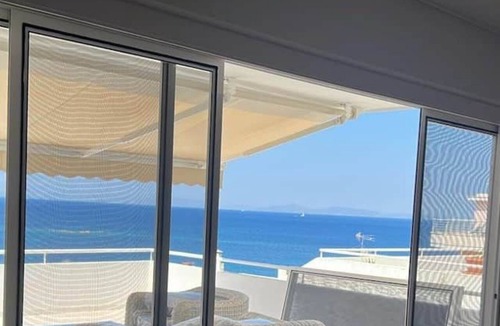 Saronida Apartment | Sea la Vie