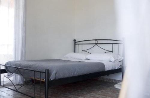 Adelianos Kampos Apartment | Sea View
